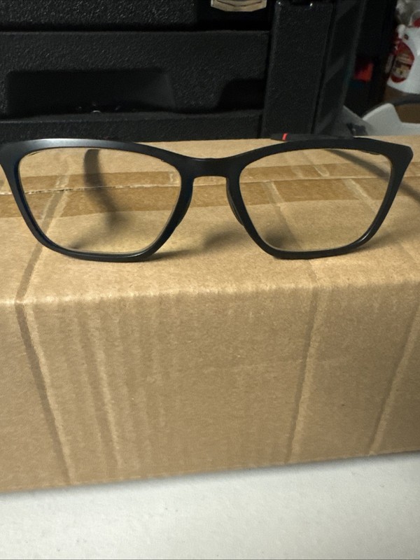 Oakley Optical Dissipate OD+0.50 OS+.50 Transitional , Progressive gallery