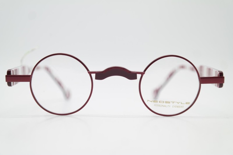 Vintage Neostyle ICAN 125 Red Round Eyeglasses Frame