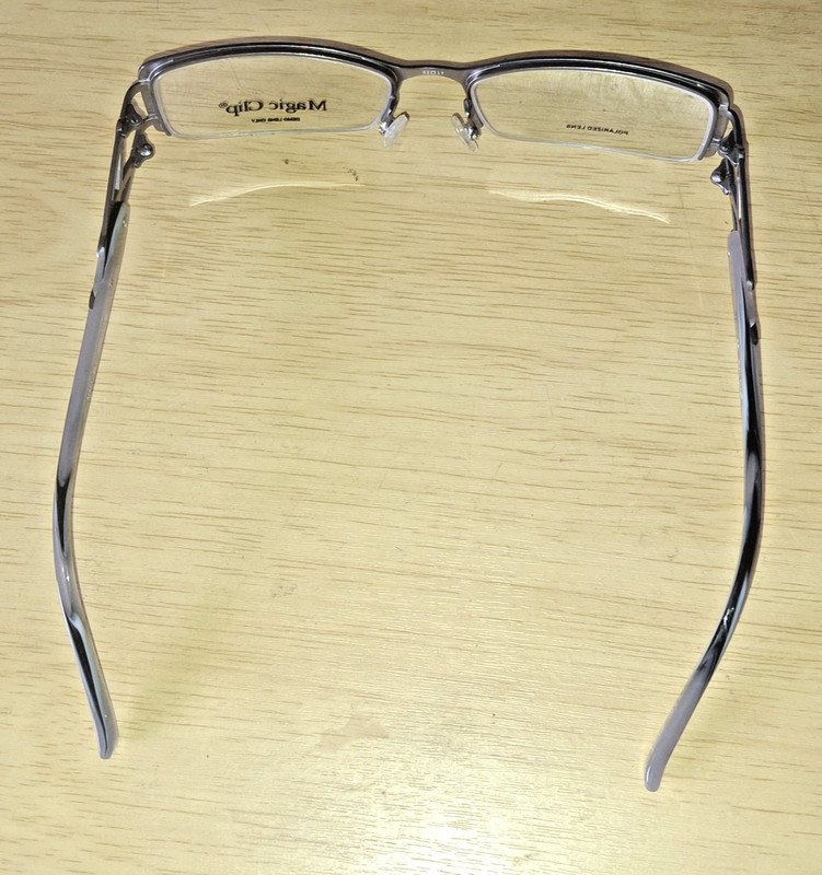 MAGIC CLIP M391 SL 52-17-135 METAL EYEGLASSES FRAME POLARIZED LENS gallery