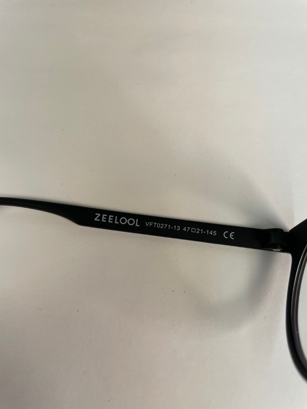 Zeelool VFT0271-13 Street-Artist Eyeglasses Frame 47-21-145 Black/Multicolor gallery