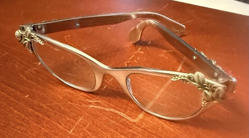 Tura Women’s Vintage Blue Cat Eye Full Rim Metal Eyeglass Frames Solid