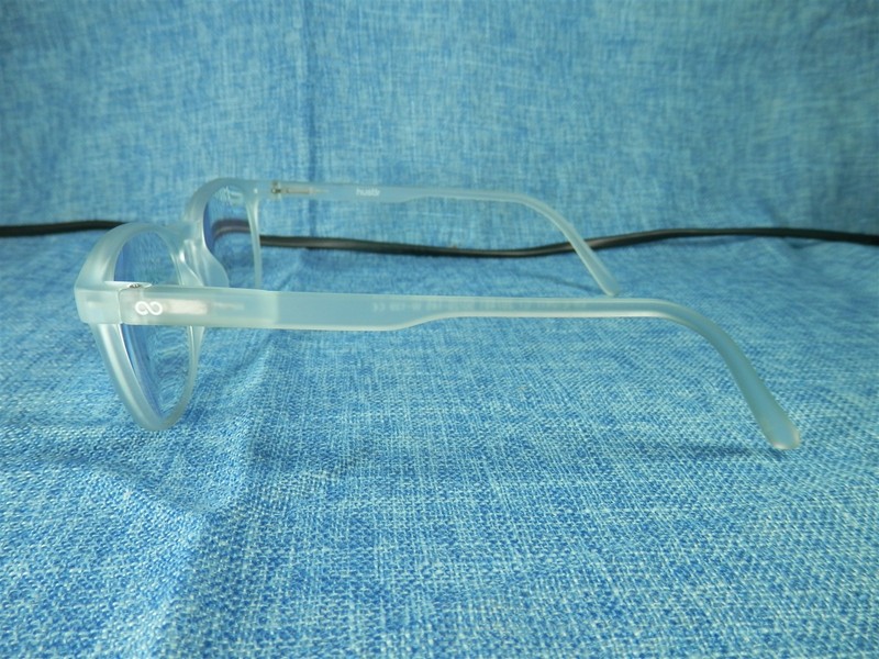 LENSKART EYEGLASSES HUSTLR MATTE CLEAR LA E15417 C-7 207461 50/20 145 W-139 gallery