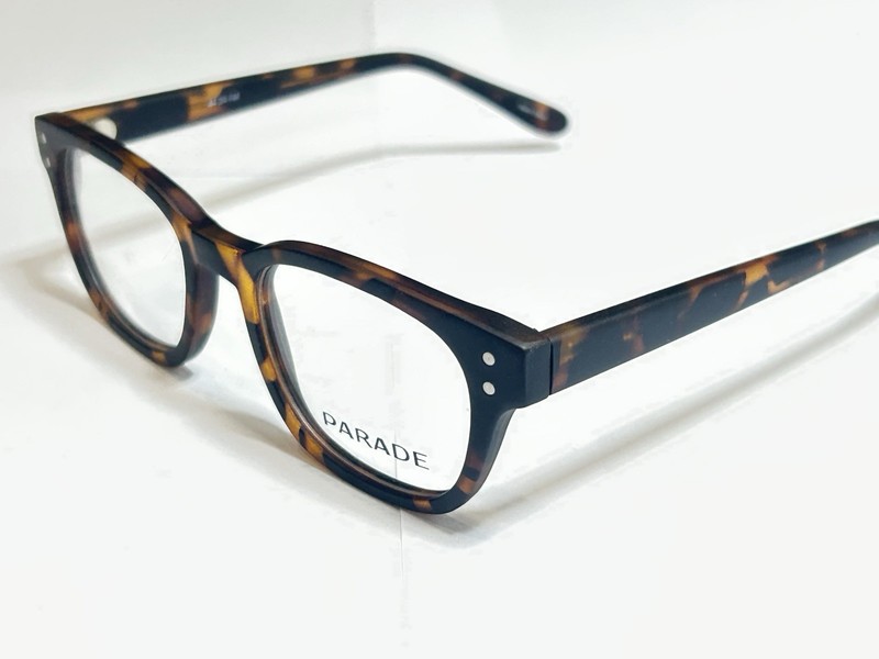 Parade Q-Series 1721 Matte Tortoise Eyeglass Frames 44-20-140 New Old Stock