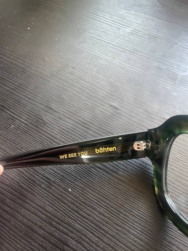 Bohten Aya Tortoise Green. Eyeglasses without prescription with bluelight coat gallery