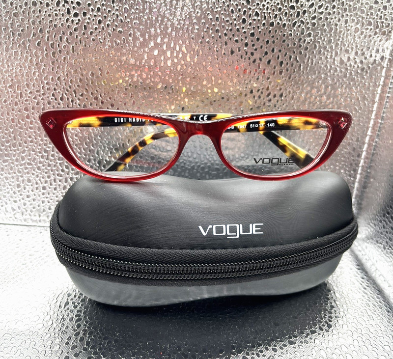 New 100% Authentic VOGUE Eyeglasses Frames VO 5236-B 1947, Red, 51-17-140