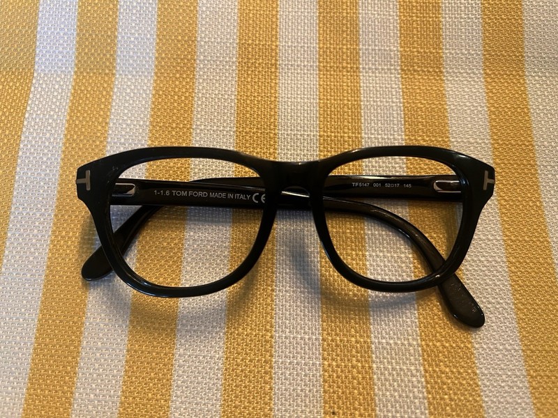 Preowned Tom Ford Style 5147 Black Plastic Eyeglass Frame With No Lenses. ￼