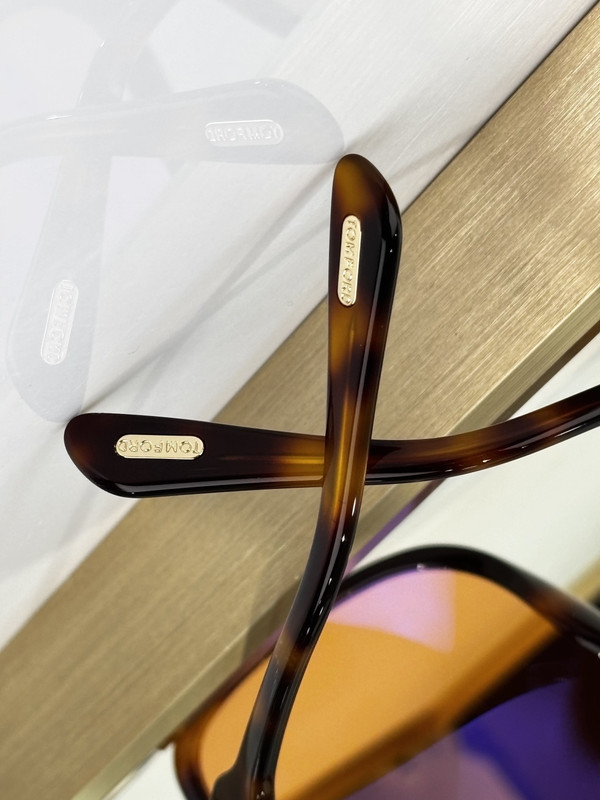 TOM FORD TF884 Orange Lenses Tortoiseshell Frame Eyeglasses 60-18-140 gallery