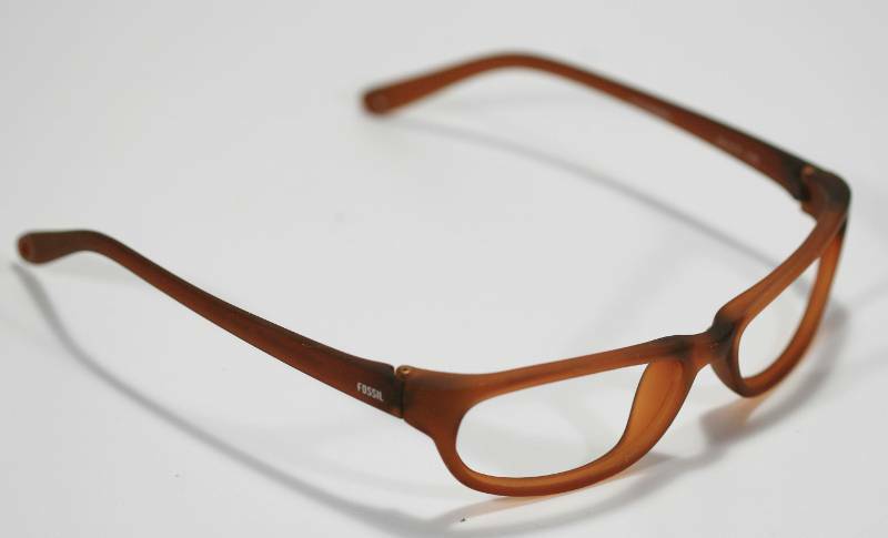 NEW FOSSIL BROWN RUBBER FLOATING RX EYEGLASS SUNGLASS FLEX HINGES FRAMES