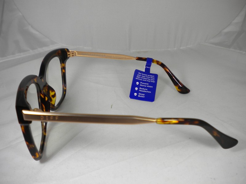 Diff Eyewear Blue Light Bella Tortoise TO-BB10 (DEBL-08) gallery