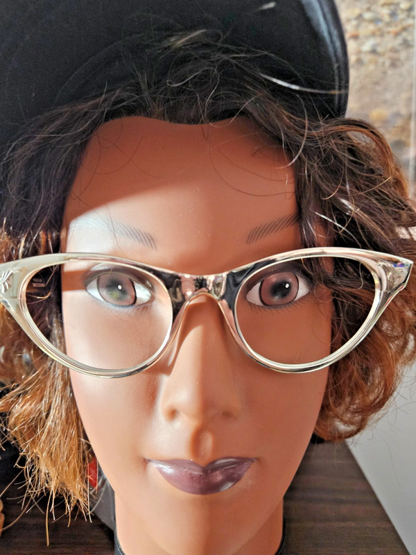 Vintage Polished Aluminum Silver Cat Eye Eyeglasses Frames 46-20 135 USA gallery