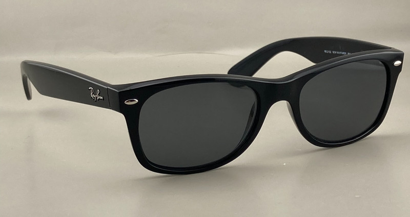 Ray Ban Sunglasses RB 2132 NEW WAYFARER 901 Black 52-18-145 3N Italy FRAMES ONLY