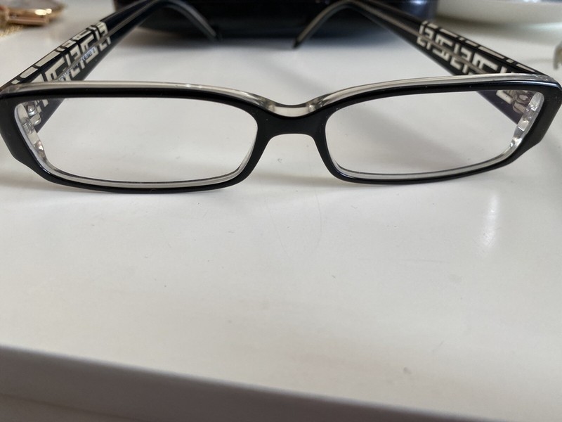 FENDI Black And Clear Frames With Logo On Temples With Case gallery