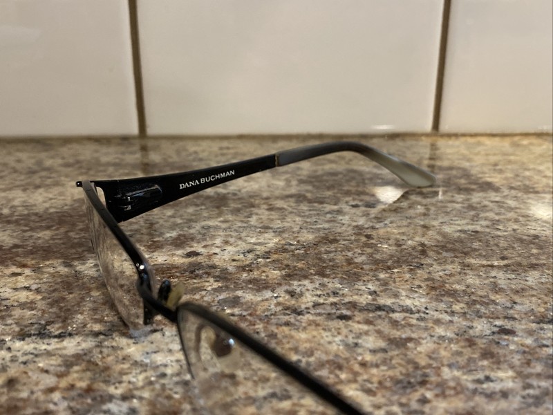 Dana Buchman Wilshire Brown 51 X 17 133 mm Eyeglass Frame