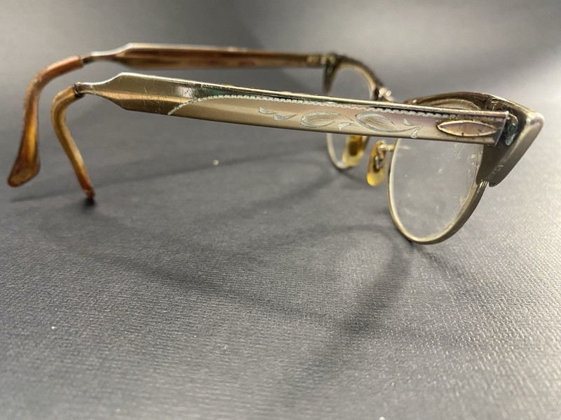 Mid Century 1950s/60s SHURON Ronsir Cat-Eye Glasses & original Case w/Provenance gallery