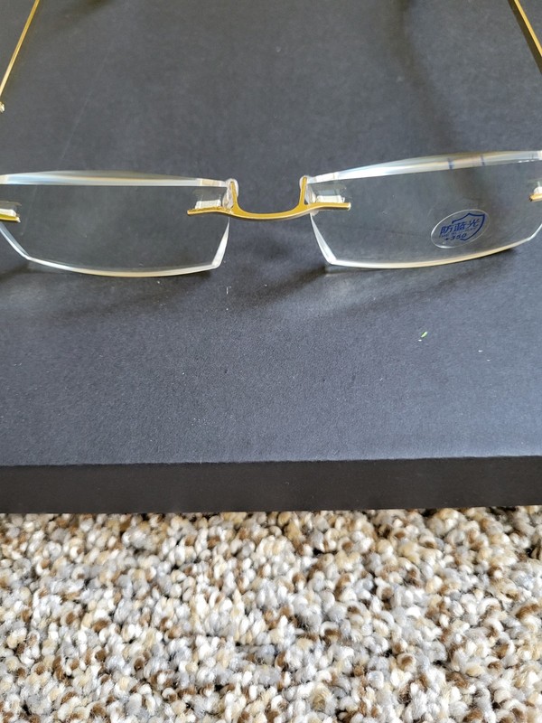 Rimless Rectangular Gold Metal Eyeglass Frames Unisex Adults Solid Pattern gallery