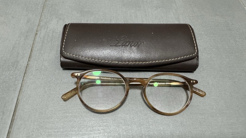 Lunor A5 Model 231 round glasses in «light havana» color