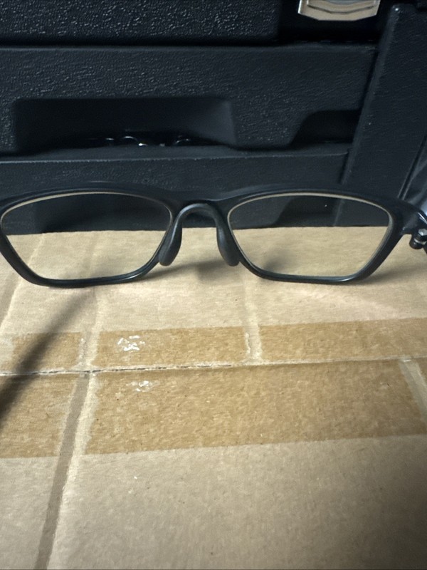 Oakley Optical Dissipate OD+0.50 OS+.50 Transitional , Progressive gallery