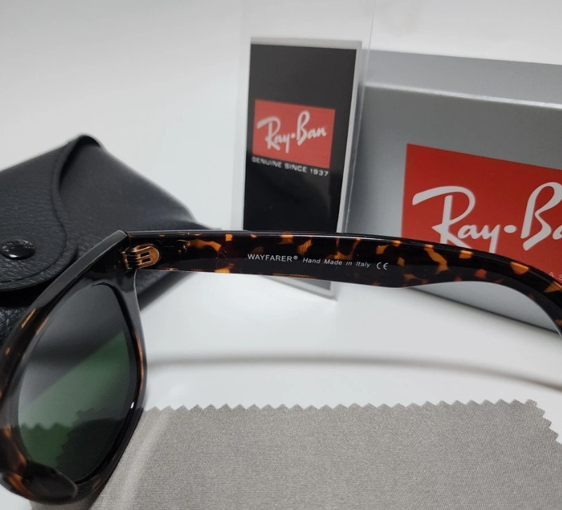 Ray-Ban RB2140 Wayfarer Sunglasses Tortoise Frame Tempered glass Green Lens 50mm gallery