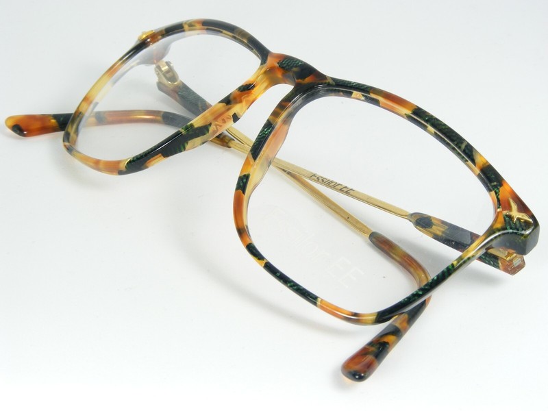 Vintage Essilor EE Mod 851-101 TORTOISE /GREEN EYEGLASSES GLASSES 54-14-140mm gallery