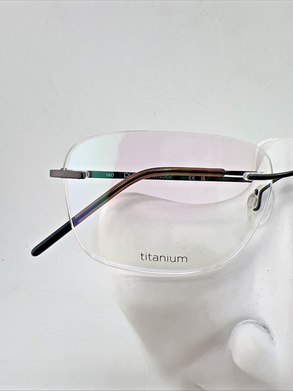 Pure Titanium with Airlock Wisdom 200 Designer Eyeglasses Gunmetal 033 52-18-140 gallery