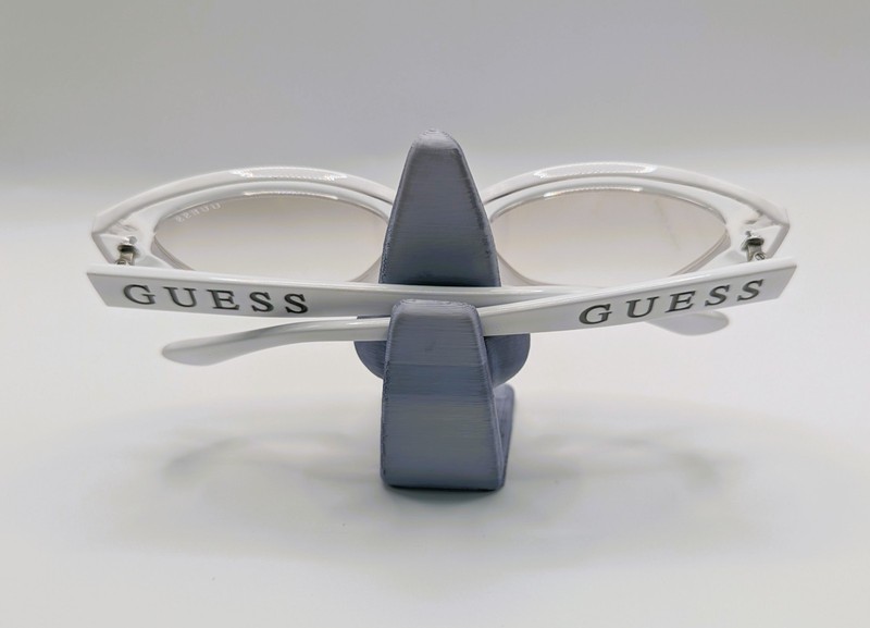 *New* Guess GU7732 Frame - 26C - 53/19/140mm gallery