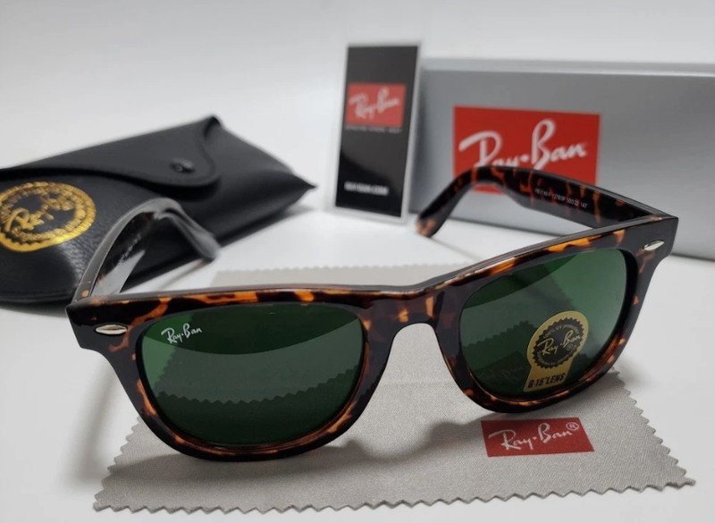 Ray-Ban RB2140 Wayfarer Sunglasses Tortoise Frame Tempered glass Green Lens 50mm