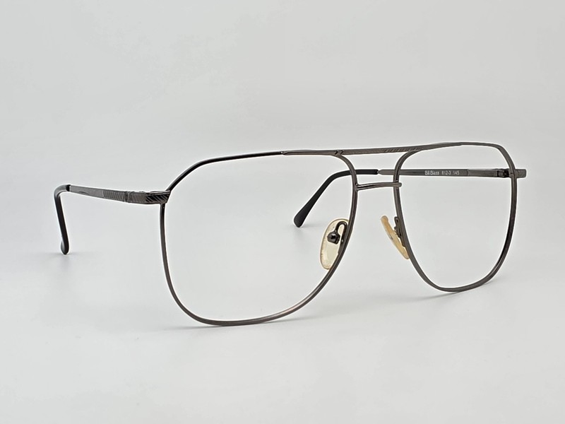 Bill Blass 812-3 Gunmetal Aviator Eyeglasses Frame w/ Flexhinge Hong Kong 60mm