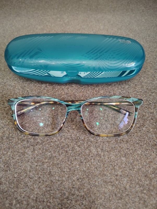 Zenni Optical 4417324 Eyeglasses Frame Green Tort Flex Used