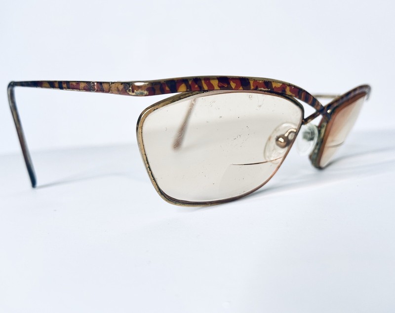 Vintage 80s LB Laura Biagiotti T682/S 59-18 Gold Tortoise Cats Eye Glasses Italy