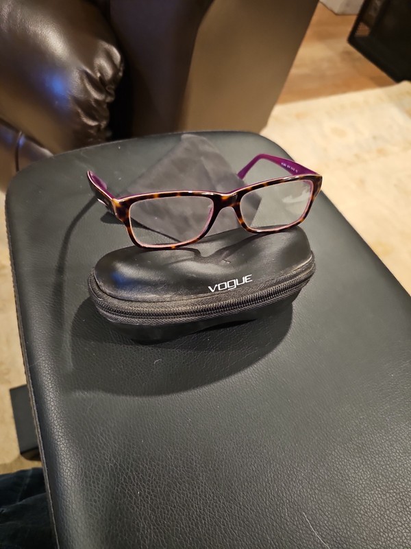 Product DetailsModel: VO 2814Color Code: 2019 (Top Havana / Violet…