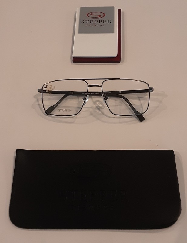 Stepper Titanium Eyeglass Frame SI60156 F022 56-16-140 Gray Silver Brown W/Case