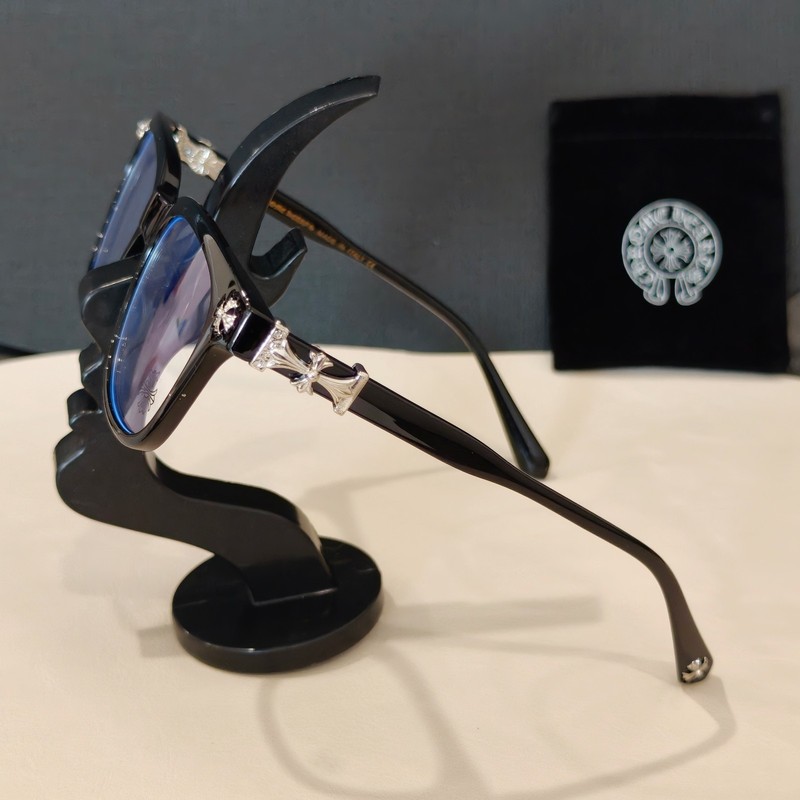 Chr2273 Hearts Retro Square Eyeglasses Black Silver Cross Decor Optical Frame gallery