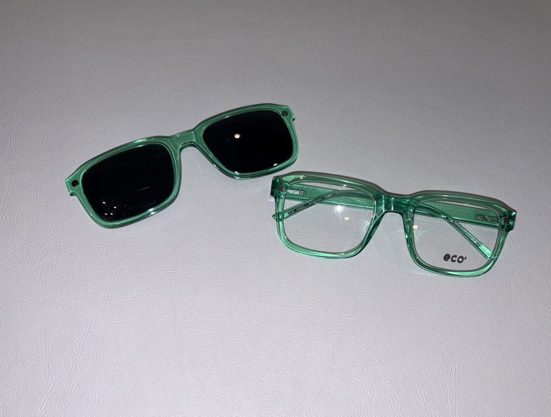 Eco by Modo – Heath New Authentic Eyeglass frame w/ Polarized Sunglass clip 53E