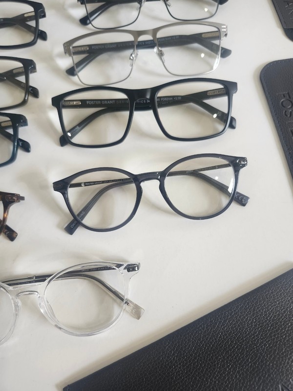 Lot of 11 Foster Grant Design Optics Reading Glasses +2.00 gallery