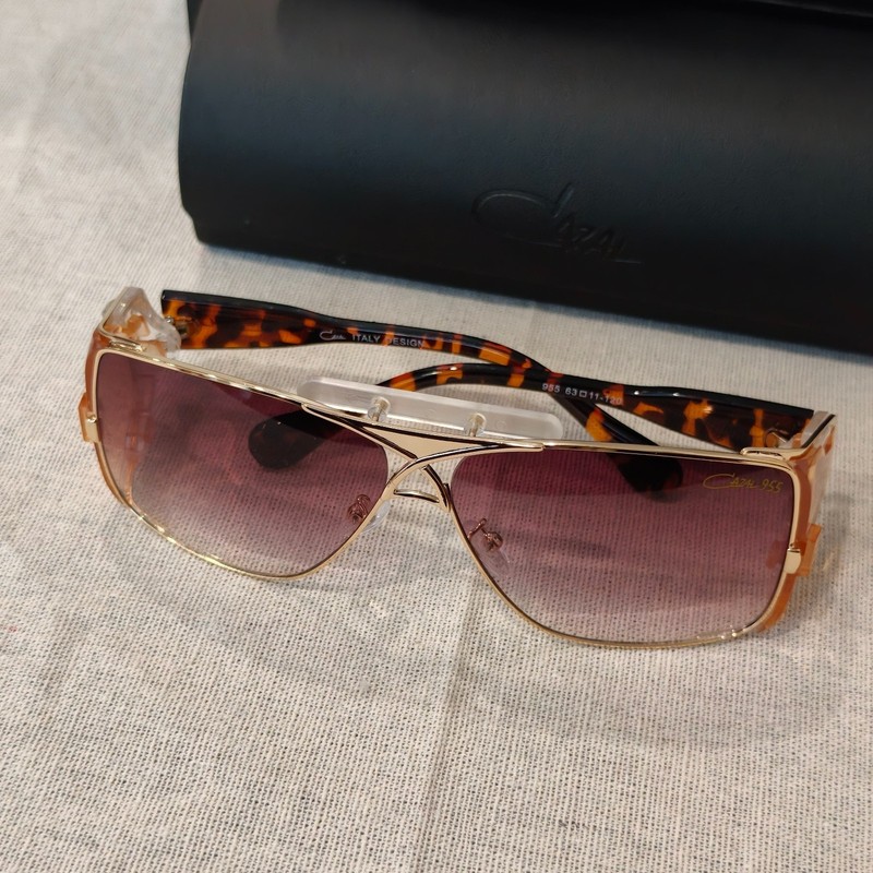 CAZAL LEGENDS 955 Havana Tortoiseshell Temple Gradient Brown Sunglasses withCase gallery