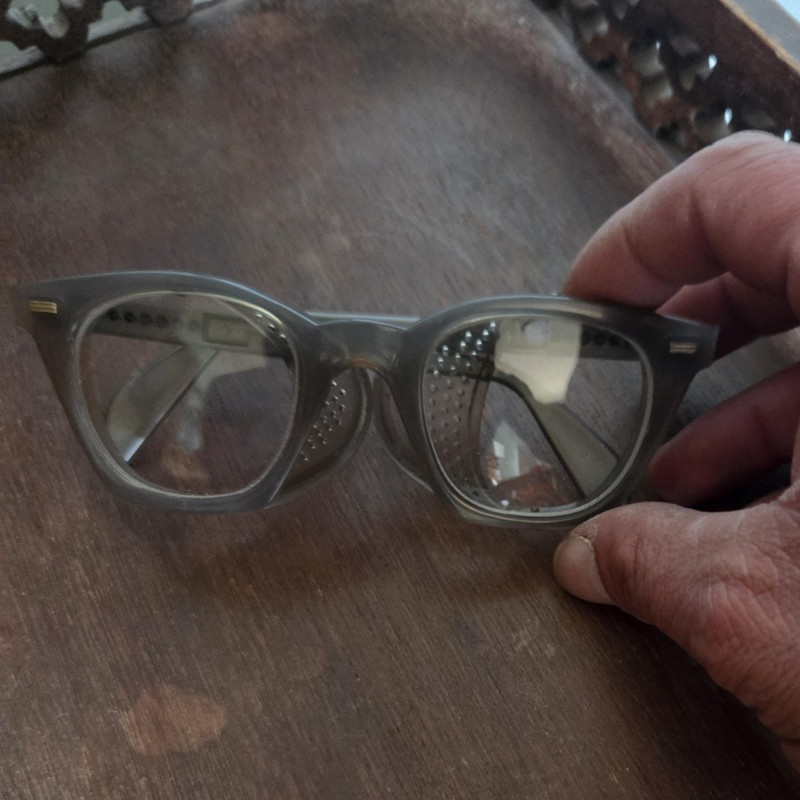 Vintage AO American Optical Flexi-Fit 6G Safety Glasses – Retractable Arms – Z87