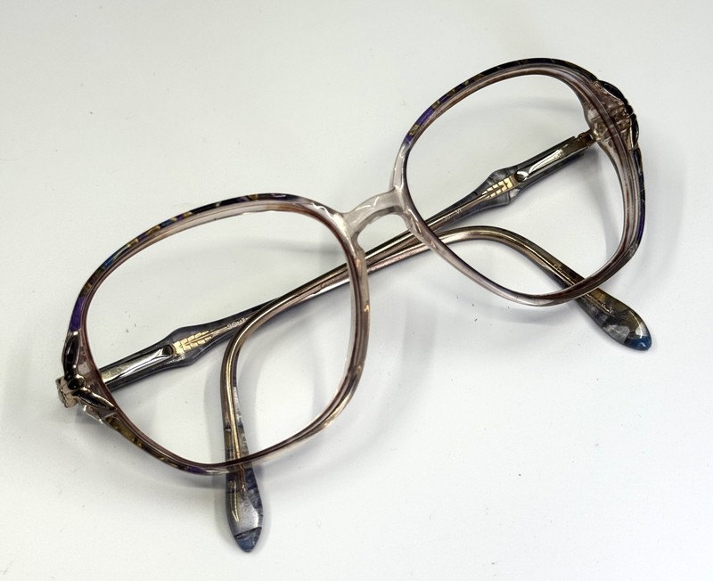 VTG UNBRANDED Butterfly VI Womens Clear Multi Butterfly Eyeglasses FRAMES ONLY gallery