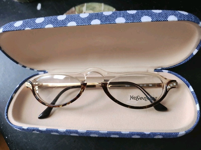Yves Saint Laurent Vintage Cateye Eyeglasses Frame Italy 50-21-135 gallery