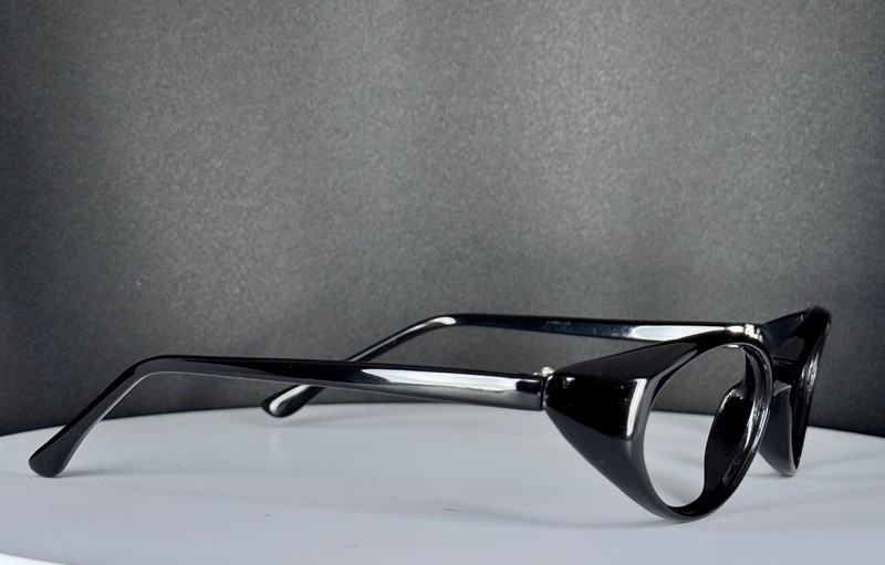 Vintage Black Womens Black 60’s Cat Eye Full Rim Eyeglasses FRAMES ONLY