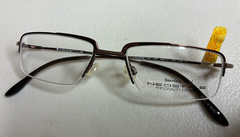 Vintage NWT Neostyle 320 055 Bronze Half Rim Rectangular Eyeglasses Frames Italy