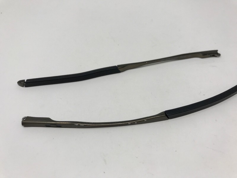 For Parts Authentic Temple Arm Legs Replacement Oakley OX 3174-02 139mm KC75