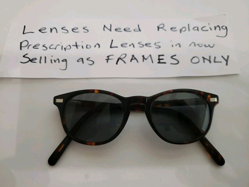 Runway Retro Eyeglasses FRAMES ONLY RR-621 Tortoise 47-18-145 Tortoise E43