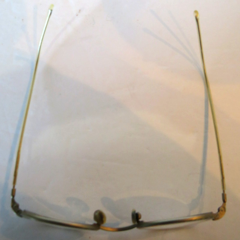 Eyeglasses Wire Full Rim Gold Tone Oval Unbranded Lightweight Hippie Granny Eyes gallery