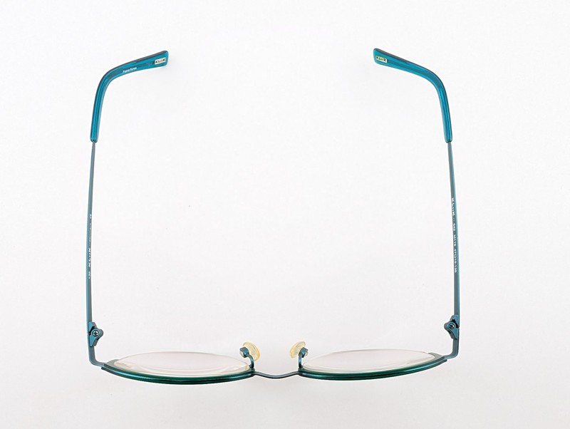 Kliik Denmark Eyeglasses, Frames Only, Korea, 642 M116, 47-19-135, Metal, Green gallery