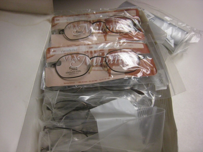 10 yes 10 CARAVAGGIO EYEGLASS FRAMES Style VAUGHN Sz. 52-20-145 BROWN