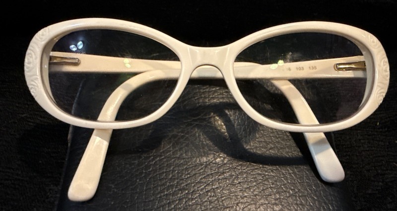 Vintage Valentino 2609 Eyeglasses Frame Women Oval Cat Eye Cream FRAME ONLY