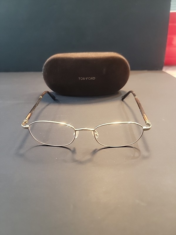Tom Ford FT5218 028 Gold / Brown Oval Optical Frames Eyeglasses W/ Case