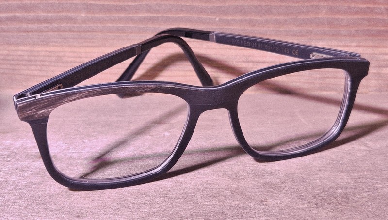 Gold & Wood Luxury Eyeglass Frames 043 Neo Marbled Horn Ebony 54-18-145 Unisex
