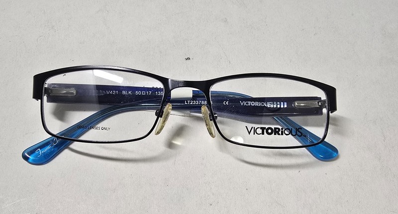 Victorious Vic V421 Black Eyeglass Frame 50-17-135 New gallery