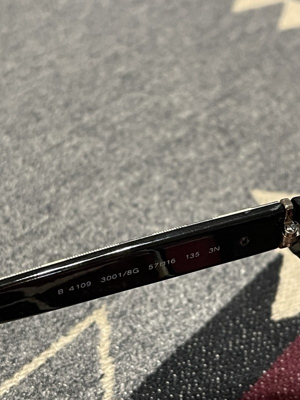 Burberry B4109 Nova Check Sunglasses 57-16-135 Square KC gallery